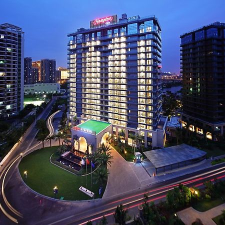 Hampton By Hilton Sanya Bay Hotel Exterior foto