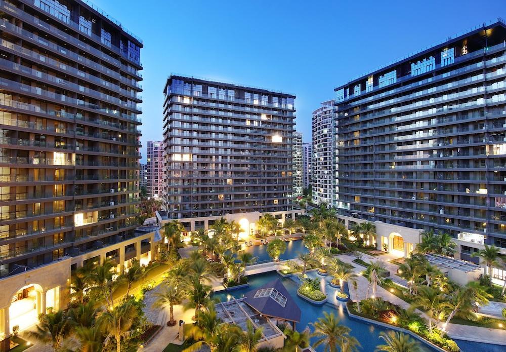 Hampton By Hilton Sanya Bay Hotel Exterior foto