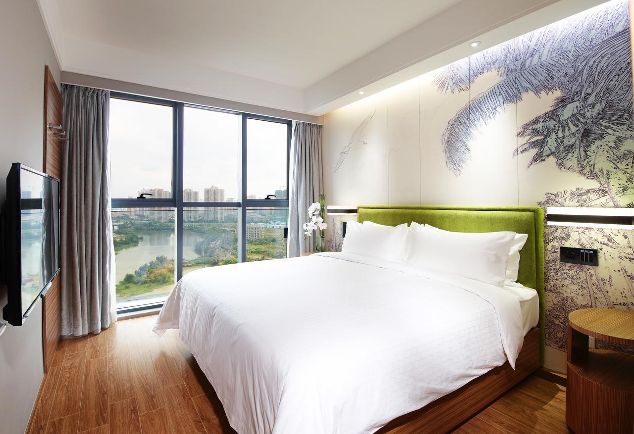 Hampton By Hilton Sanya Bay Hotel Exterior foto